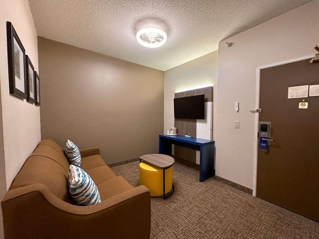 Comfort Inn & Suites Geneva- West Chicago Bilik gambar